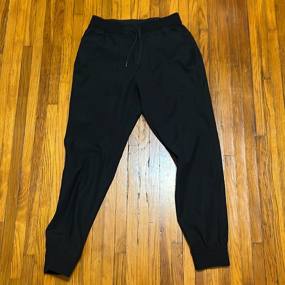Men’s ABC jogger size medium BLACK